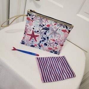Salty Starfish vinyl zip close clutch beach/poolside bag